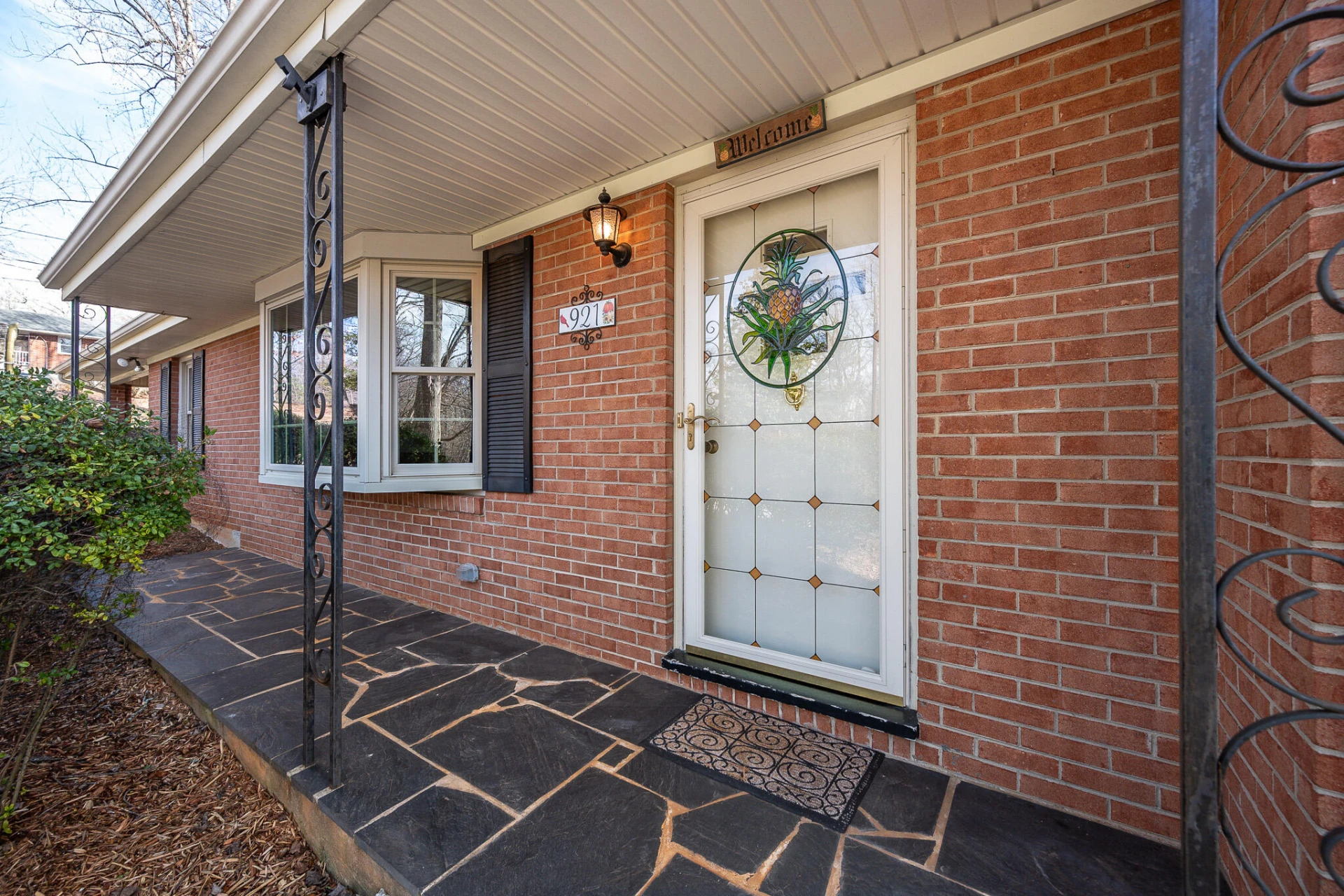 921 Watson PL - Photo 4