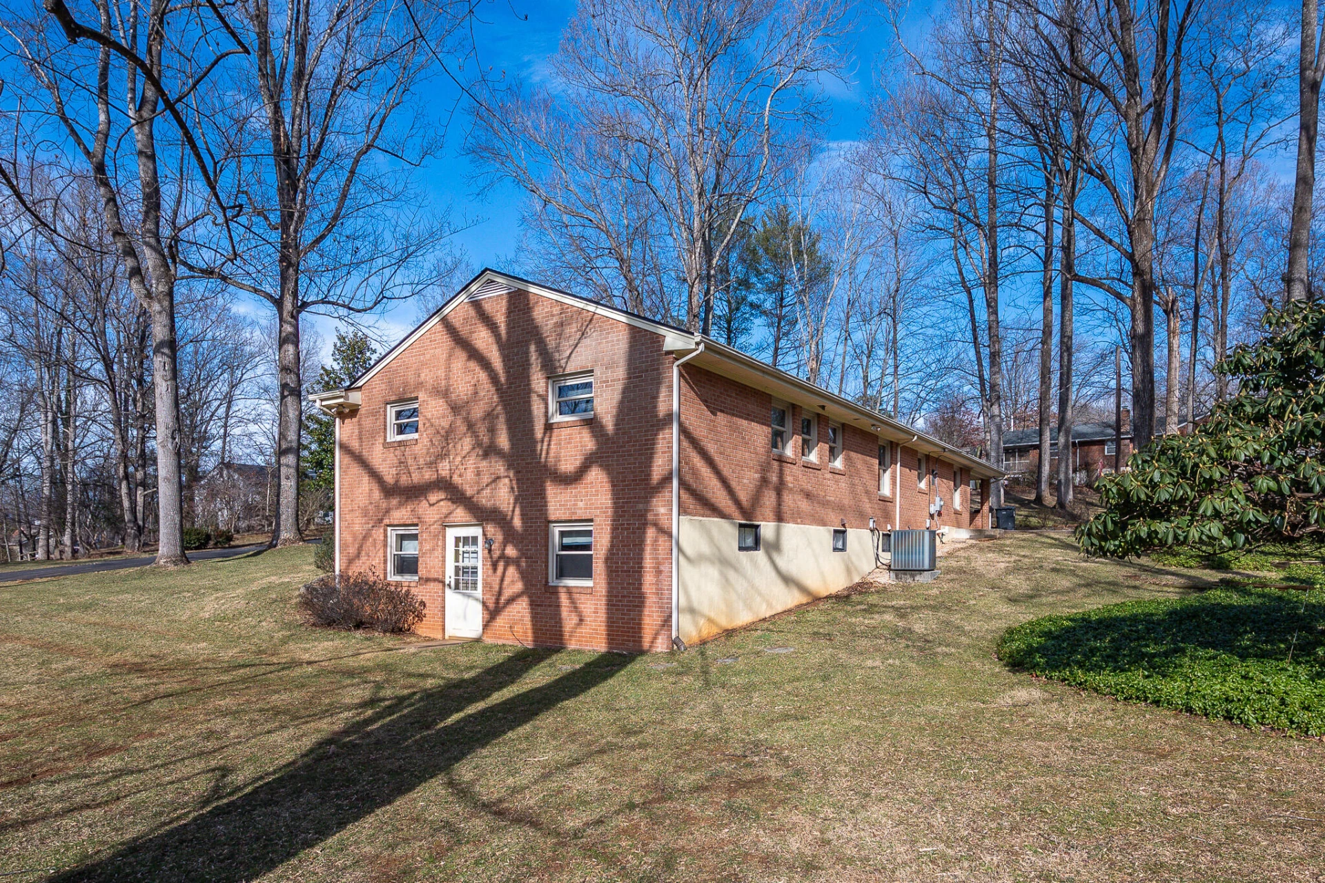 921 Watson PL - Photo 50