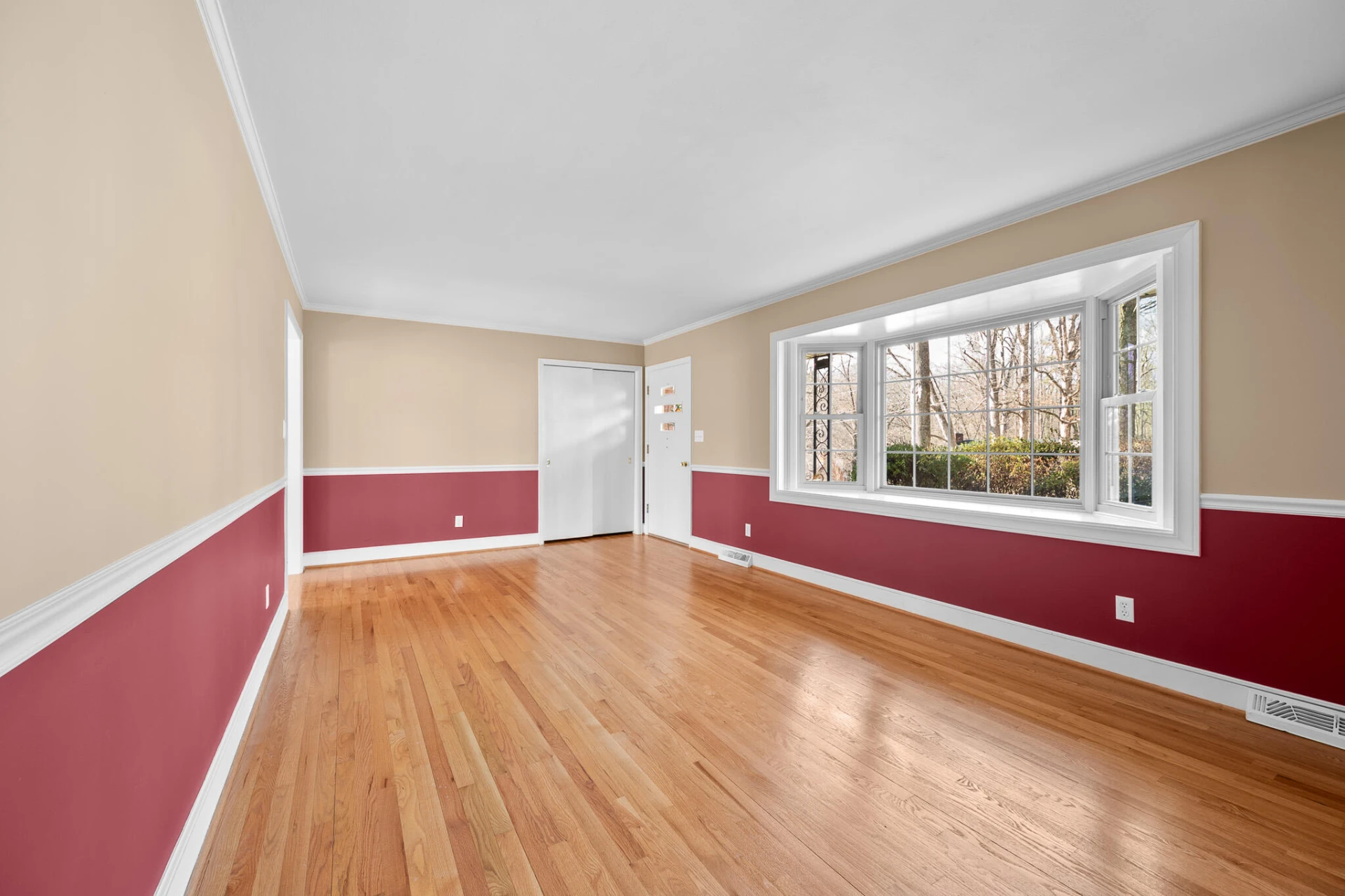 921 Watson PL - Photo 8