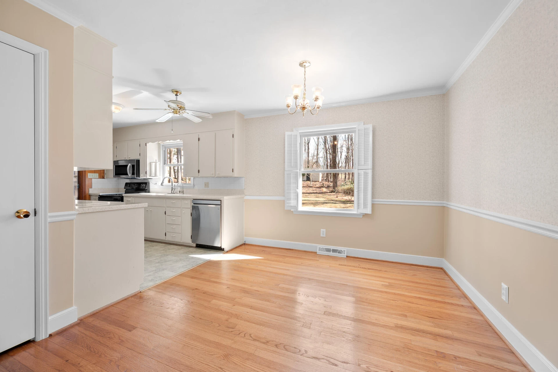 921 Watson PL - Photo 9