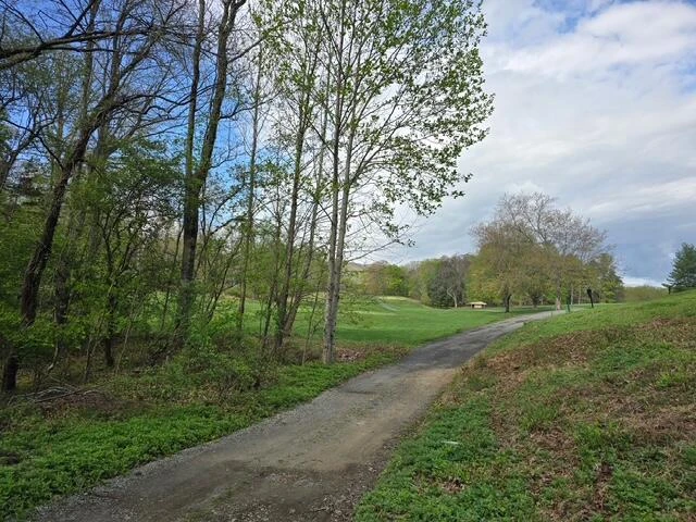 2774 Gleneagles RD - Photo 2