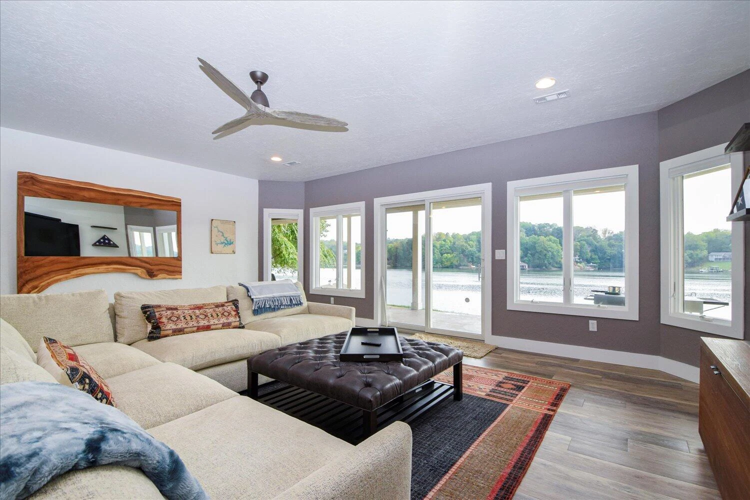 455 Sourwood DR - Photo 7