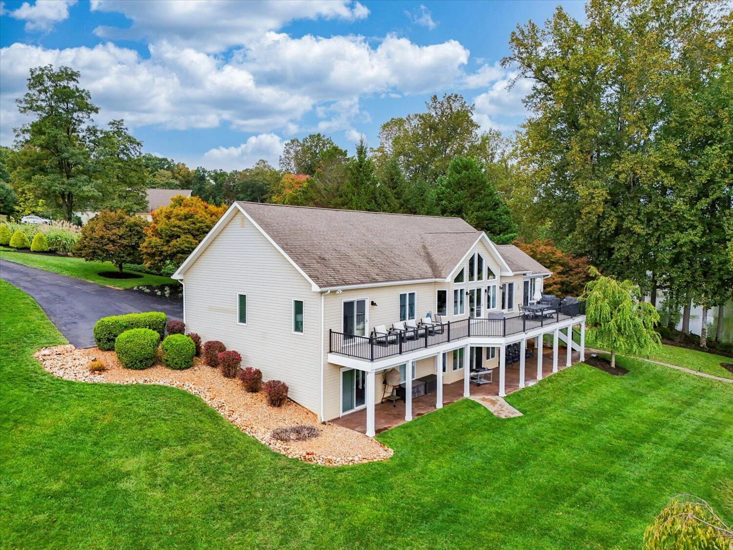 455 Sourwood DR - Photo 57