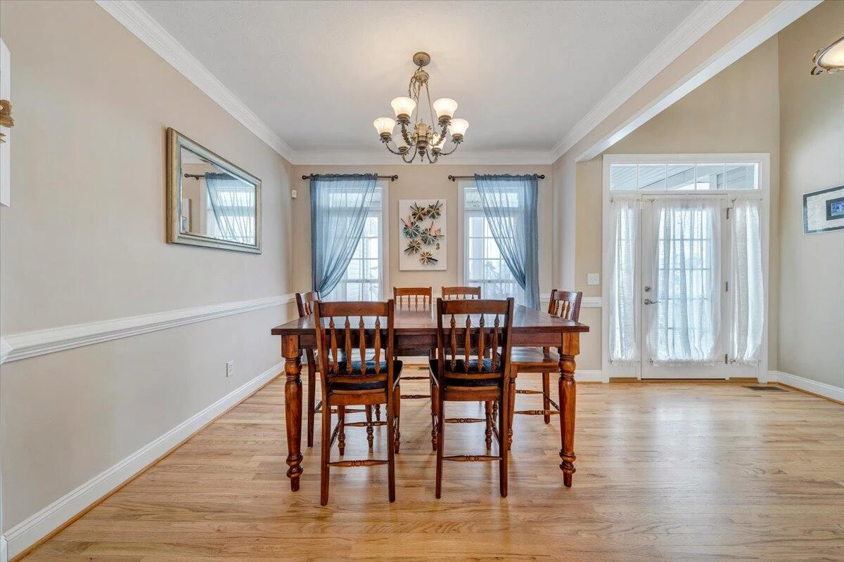 102 Wexford ST - Photo 11
