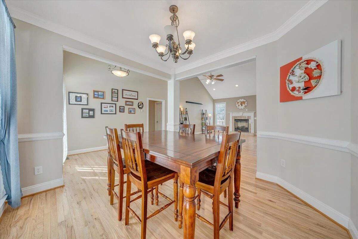102 Wexford ST - Photo 12