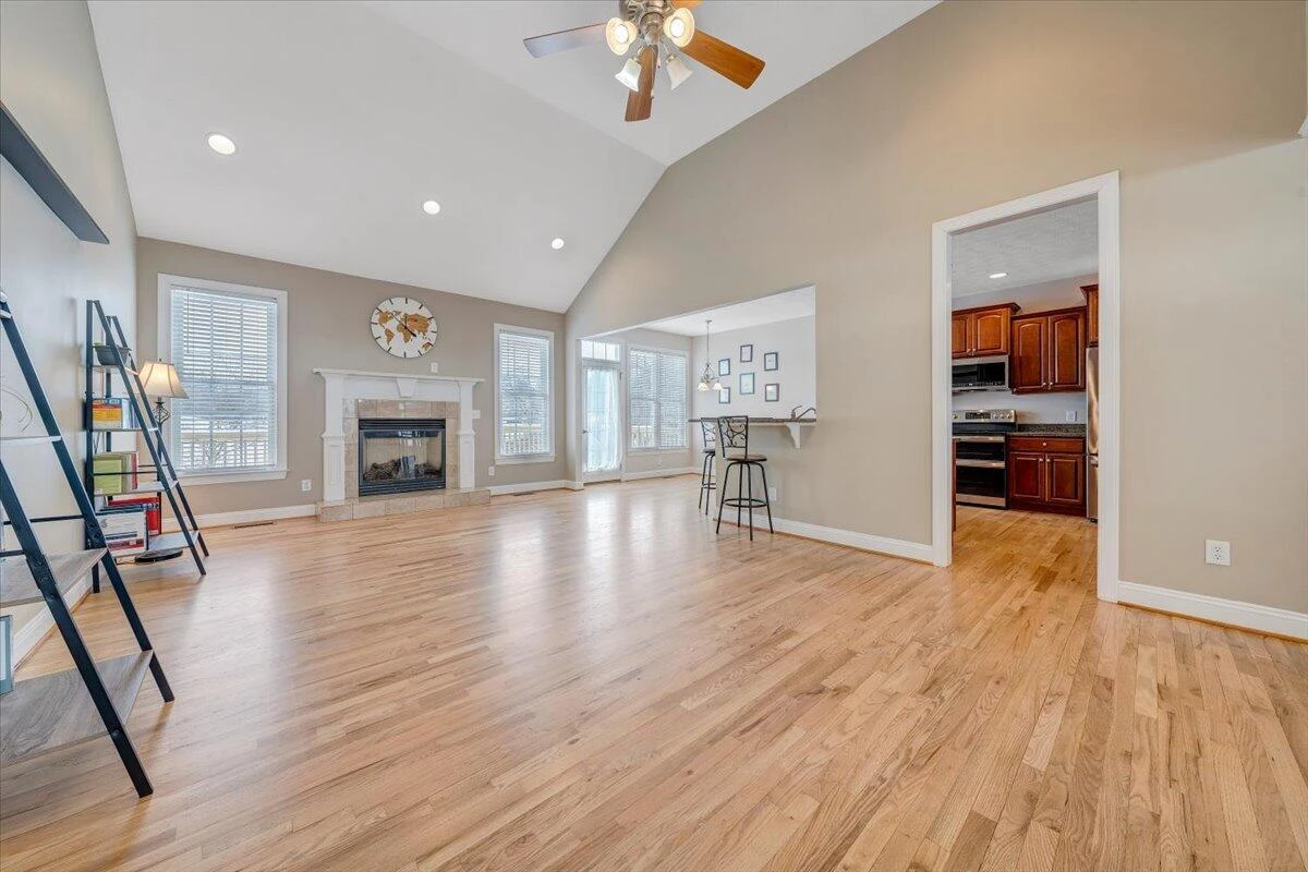 102 Wexford ST - Photo 13