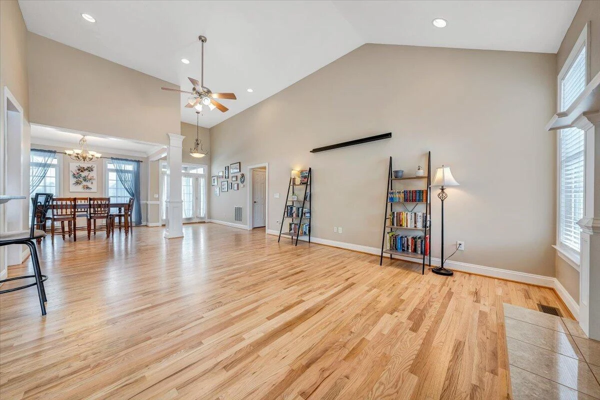 102 Wexford ST - Photo 17