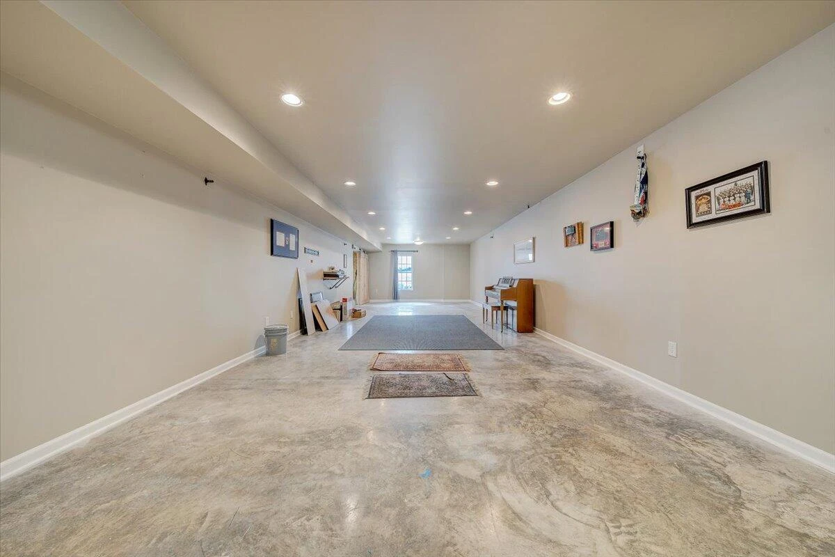 102 Wexford ST - Photo 44