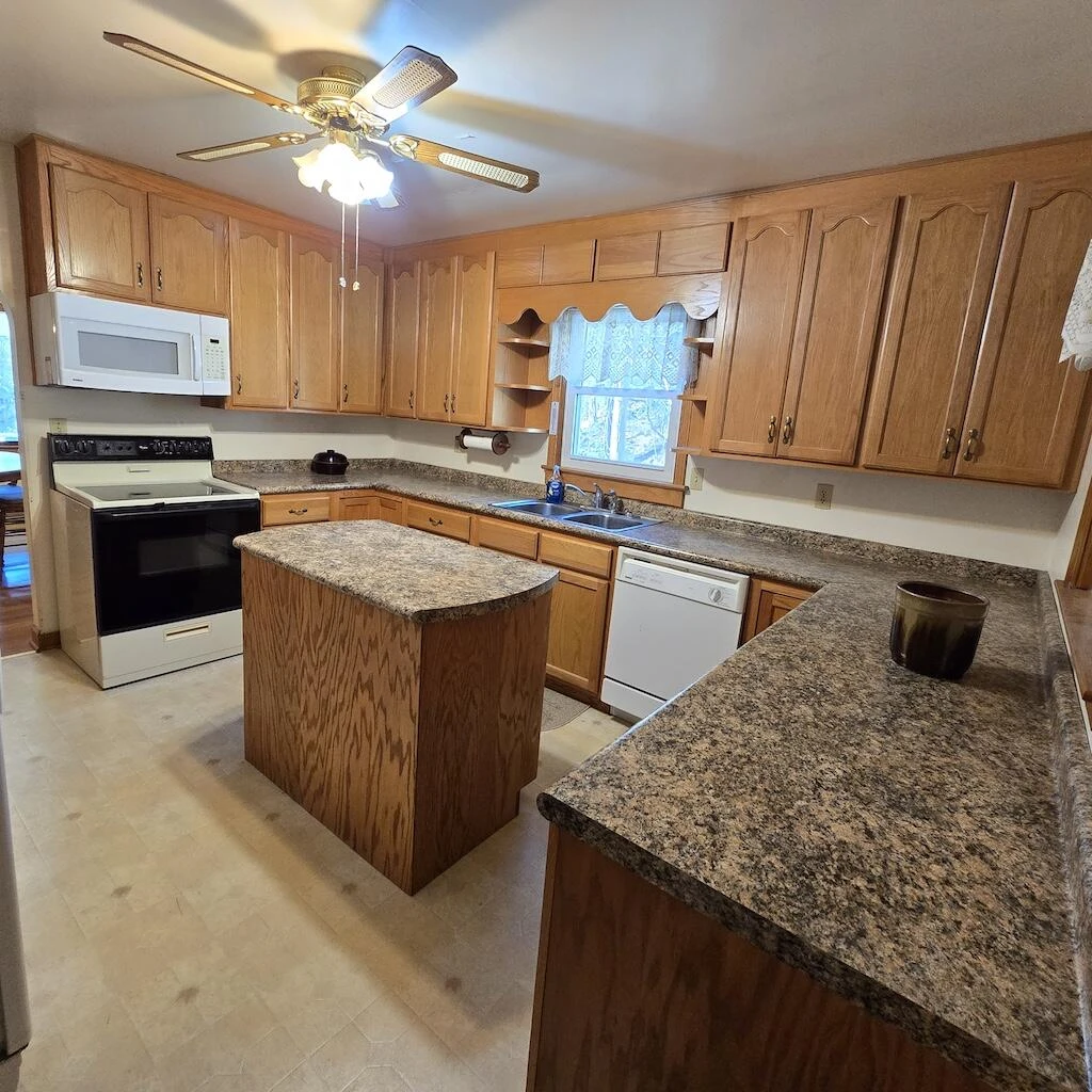 2333 Webbs Mill RD - Photo 17