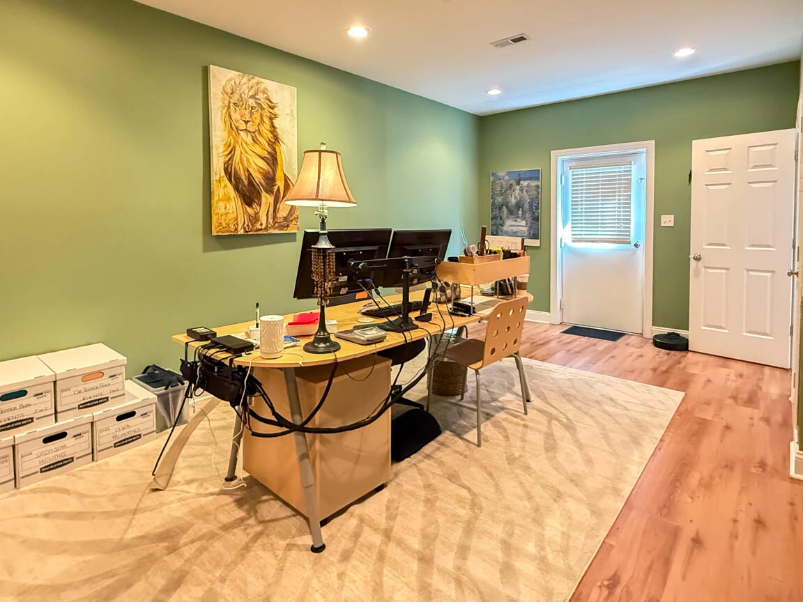 2110 Shenandoah Valley AVE - Photo 12