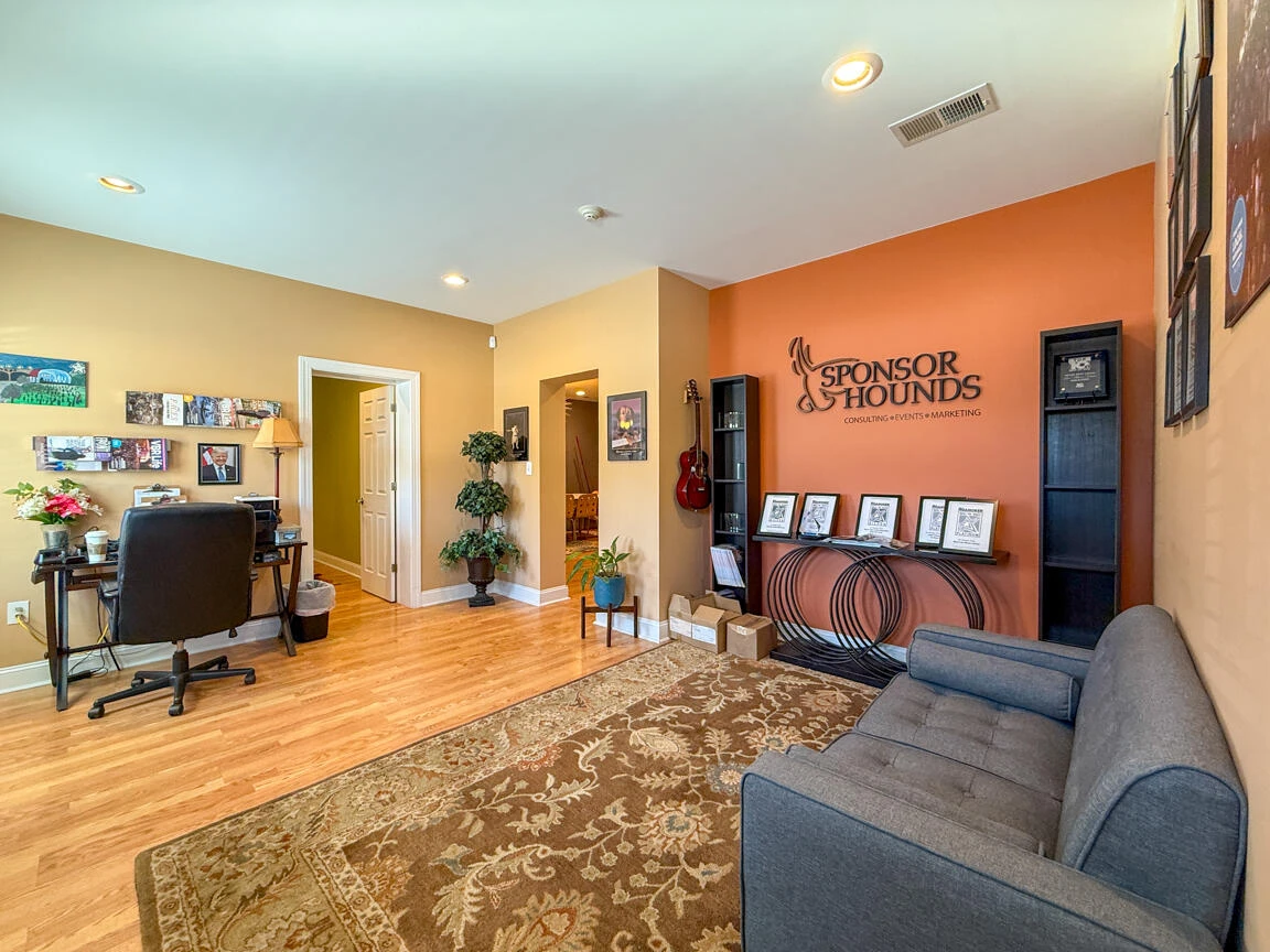 2110 Shenandoah Valley AVE - Photo 10