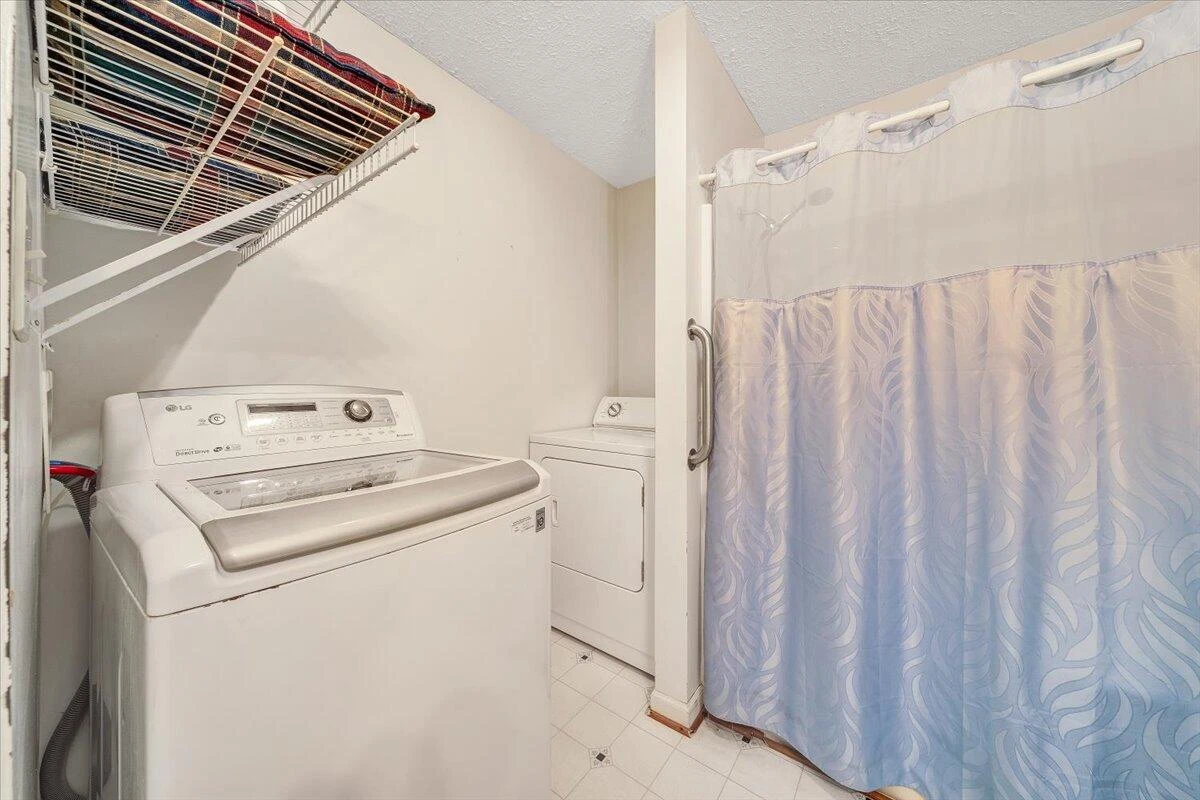 599 Highland Hills RD - Photo 15