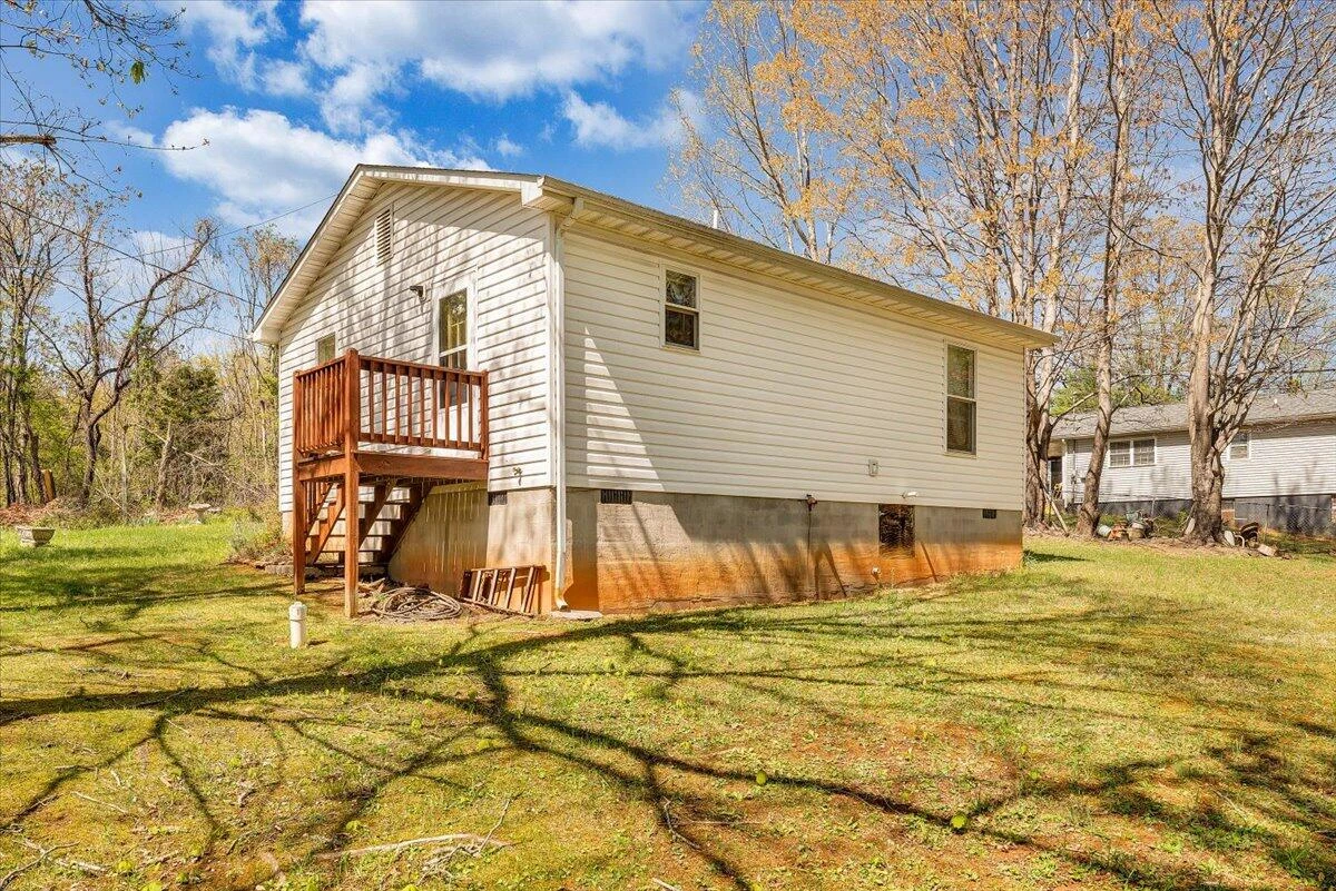 599 Highland Hills RD - Photo 20