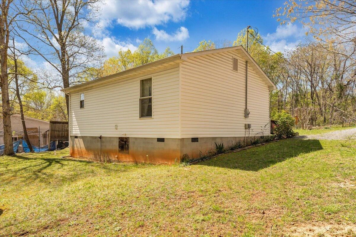 599 Highland Hills RD - Photo 23