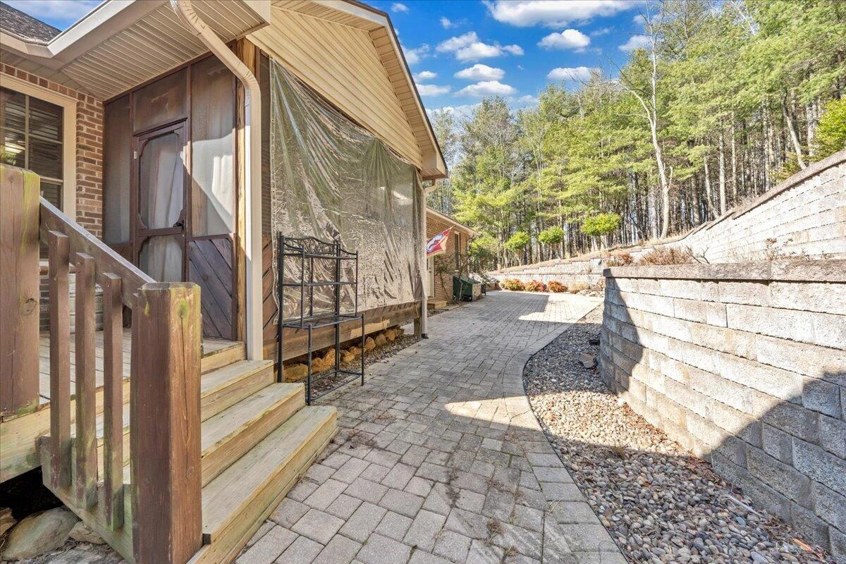 181 Borderline RD - Photo 40