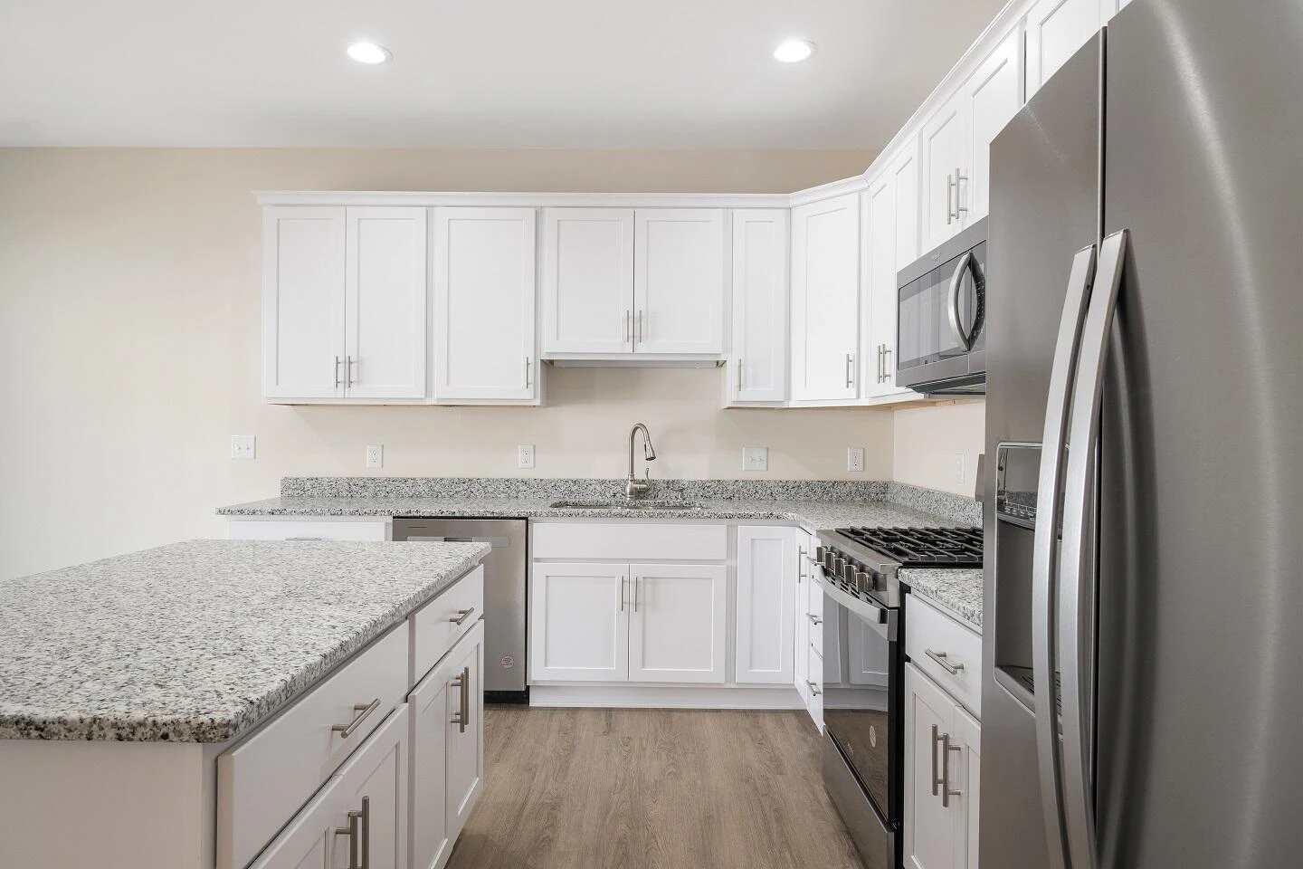 6140 Warren Newcomb DR - Photo 15