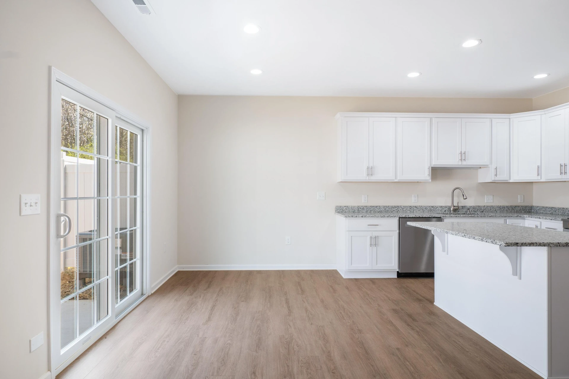 6140 Warren Newcomb DR - Photo 17
