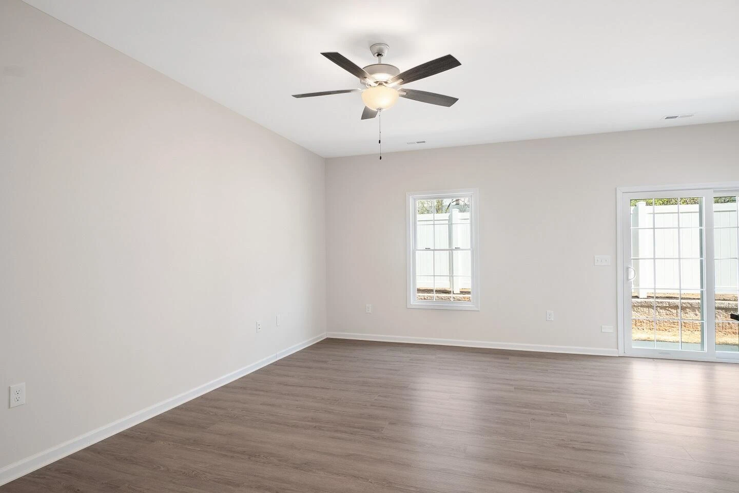 6140 Warren Newcomb DR - Photo 8