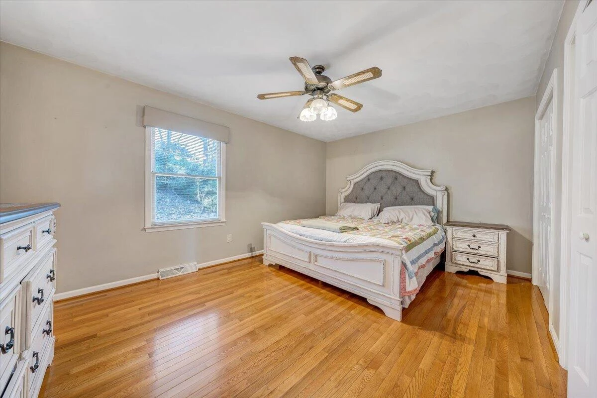 274 Ridgeview RD - Photo 18