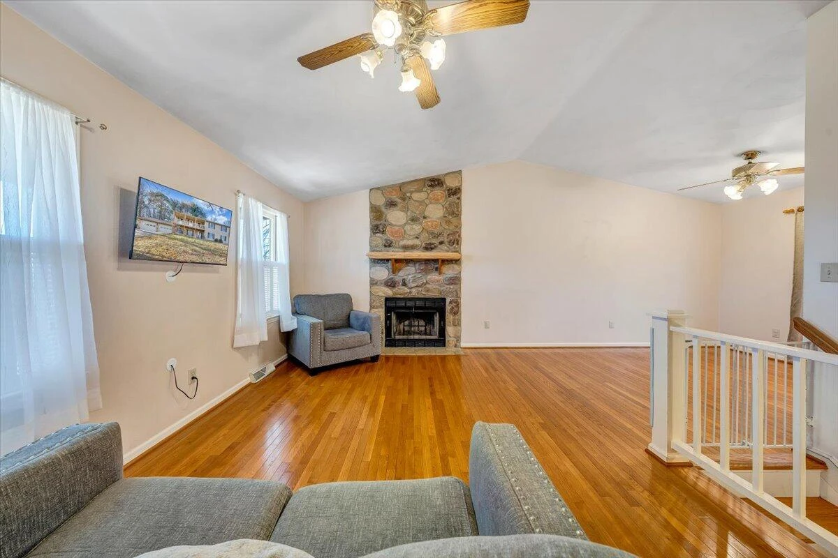 274 Ridgeview RD - Photo 7