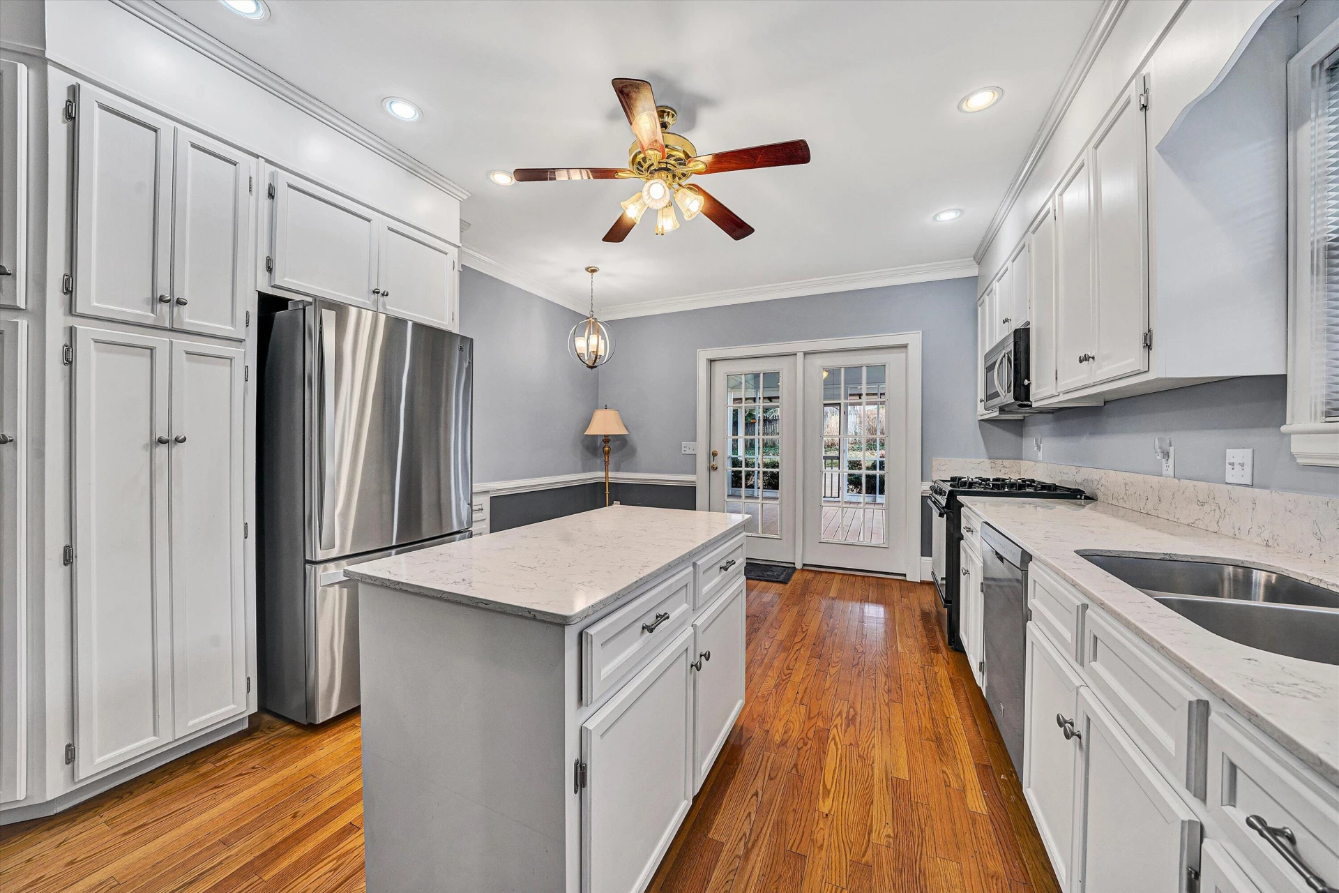 2702 Rosalind AVE - Photo 19