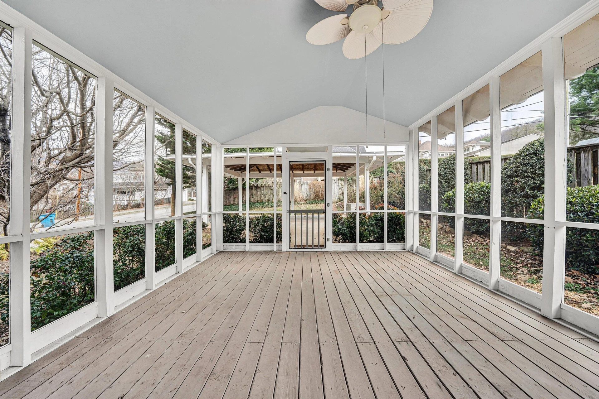 2702 Rosalind AVE - Photo 23