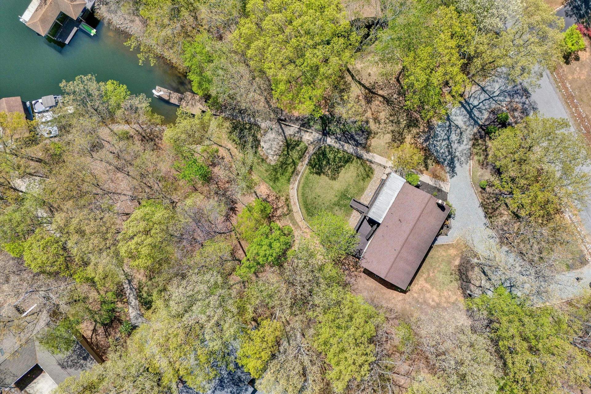 202 Sherwood DR - Photo 10