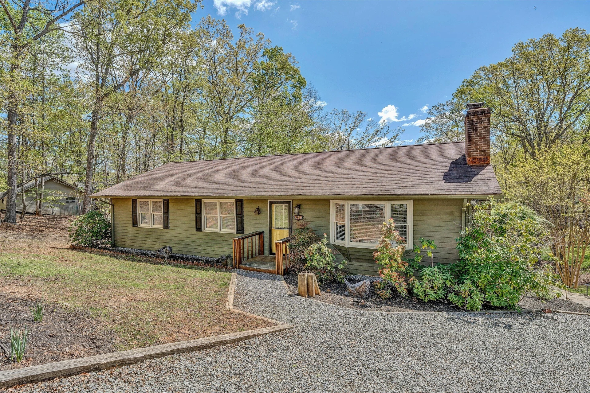 202 Sherwood DR - Photo 13