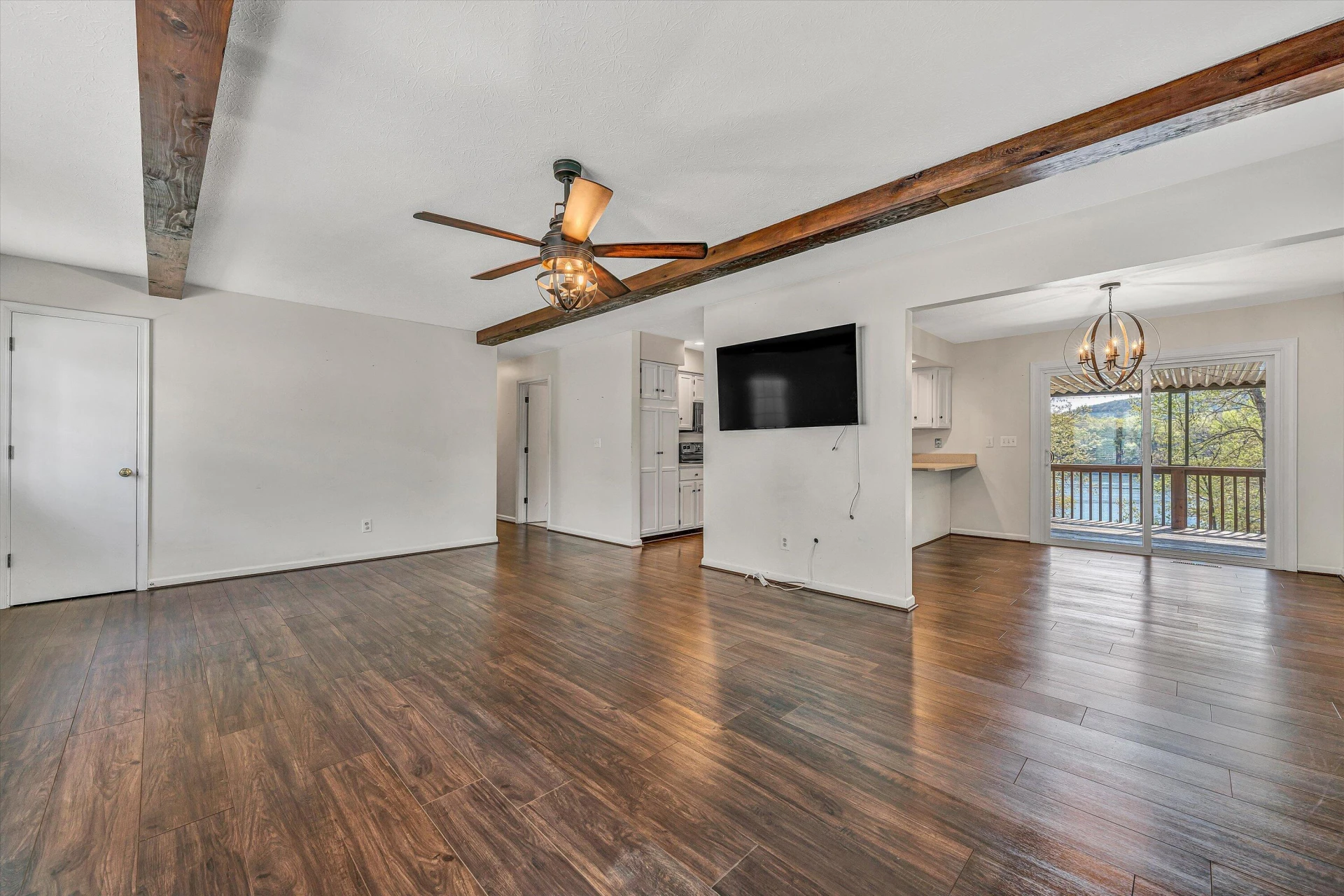 202 Sherwood DR - Photo 17