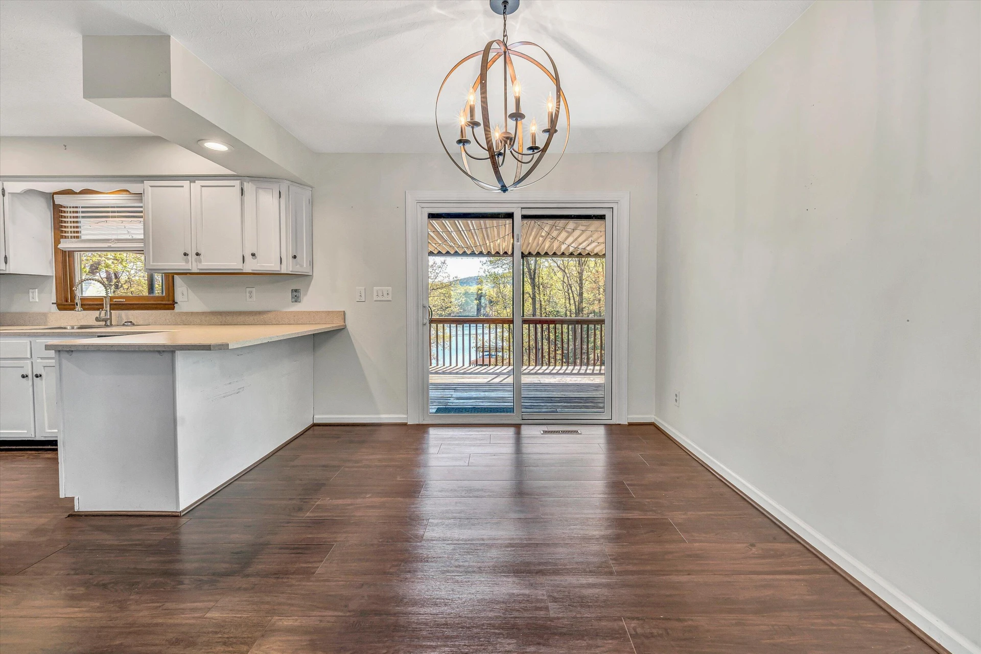 202 Sherwood DR - Photo 18