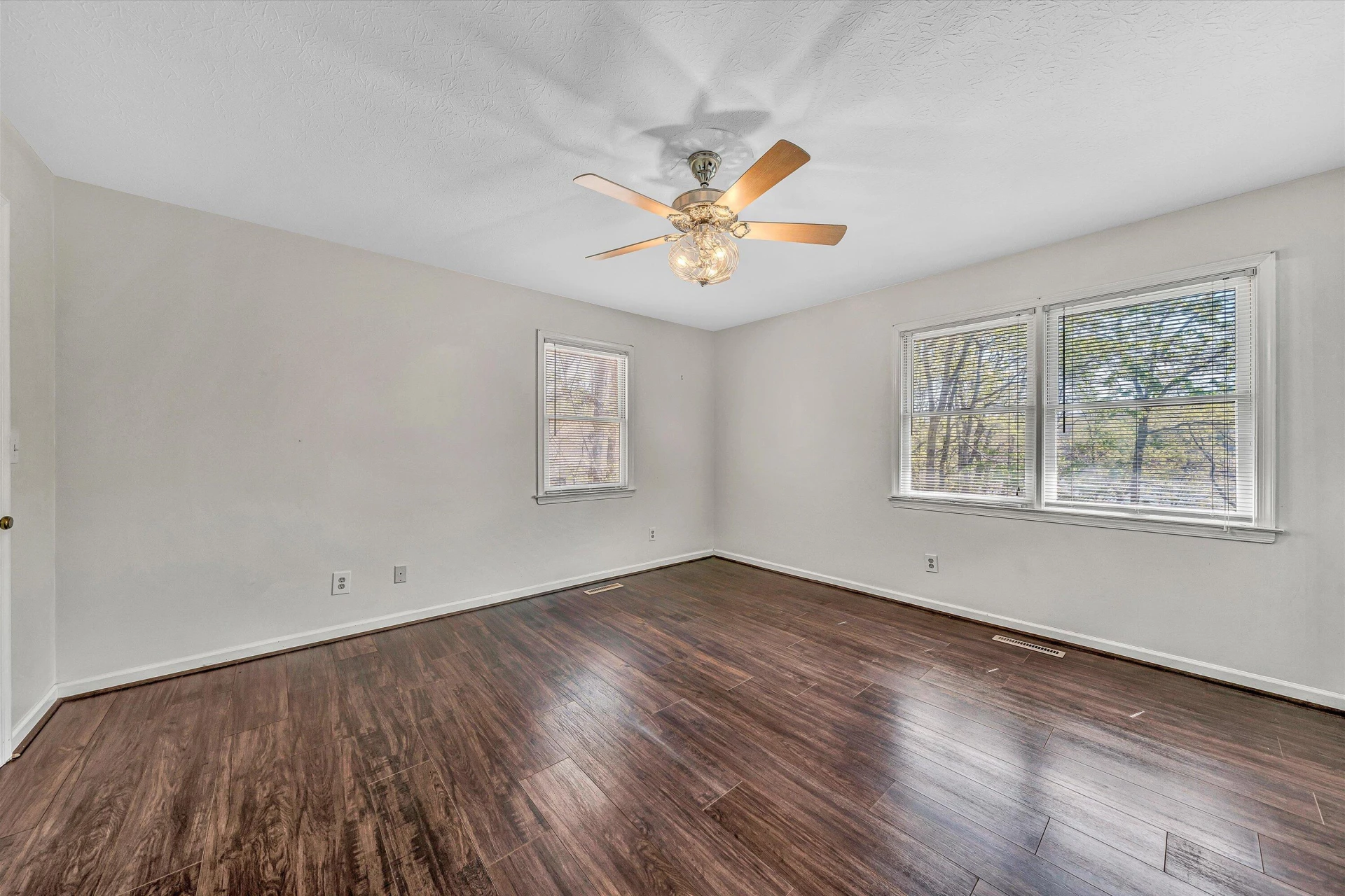 202 Sherwood DR - Photo 23