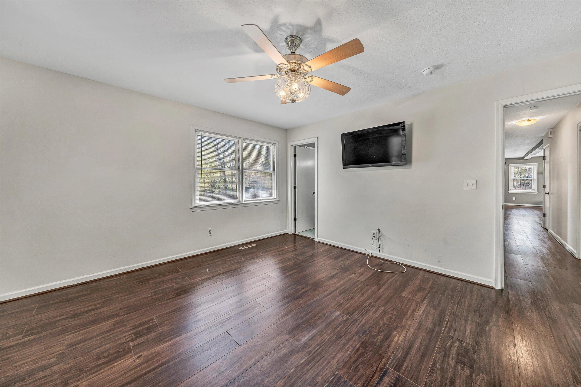 202 Sherwood DR - Photo 24