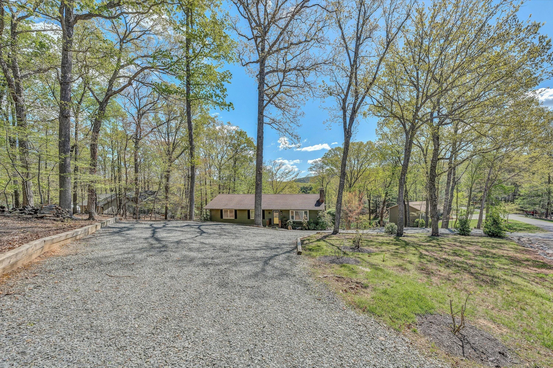 202 Sherwood DR - Photo 48