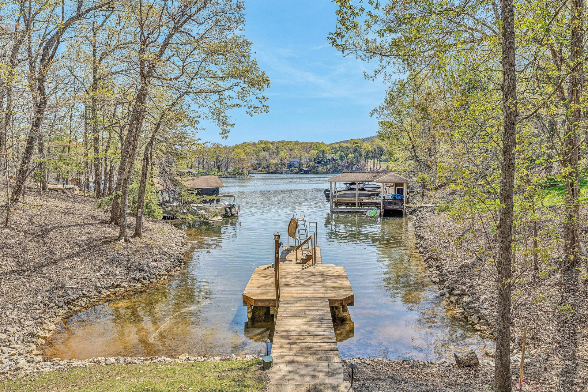 202 Sherwood DR - Photo 7