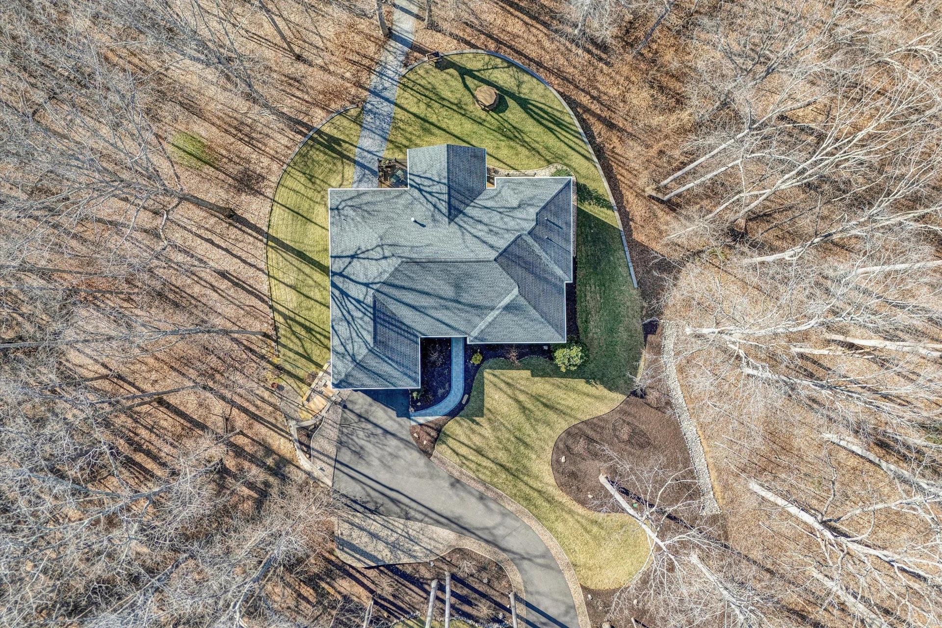 1169 Lakes Edge DR - Photo 4