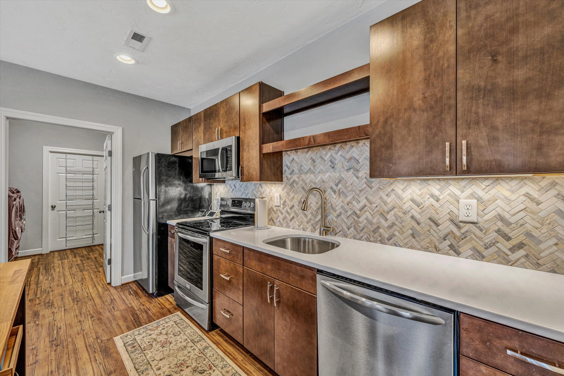1169 Lakes Edge DR - Photo 41