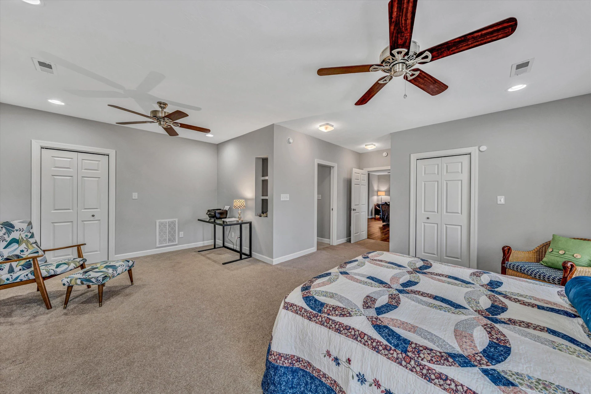 1169 Lakes Edge DR - Photo 44