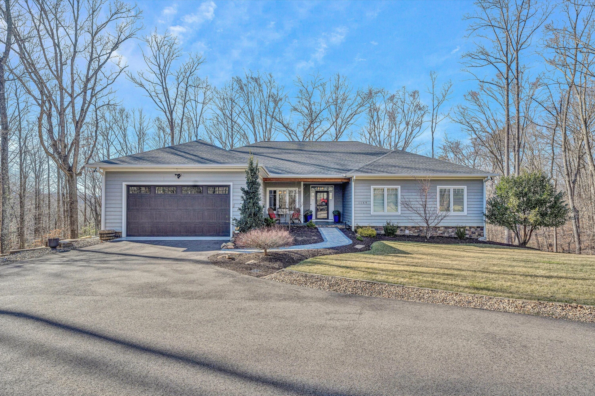 1169 Lakes Edge DR - Photo 6