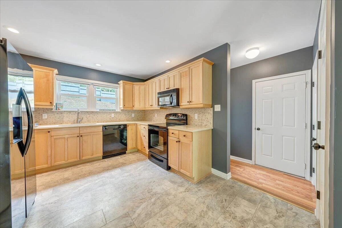 101 Cedar Bluff LN - Photo 10