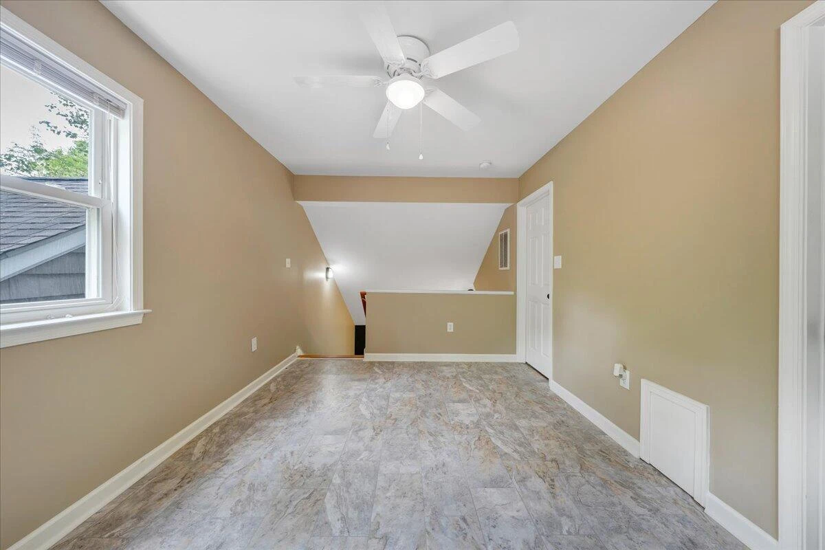 101 Cedar Bluff LN - Photo 32