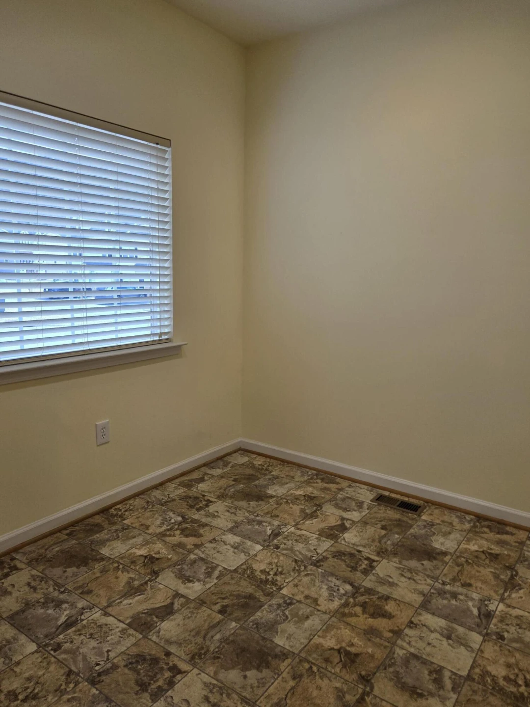 4301 William CT - Photo 15