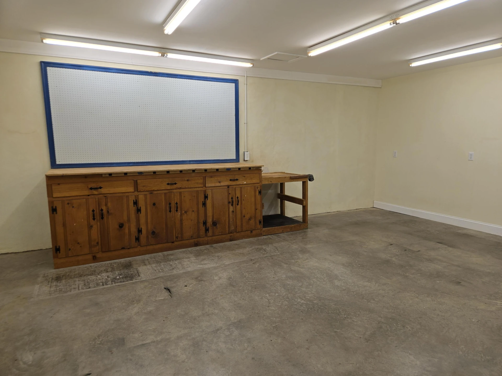 4301 William CT - Photo 32