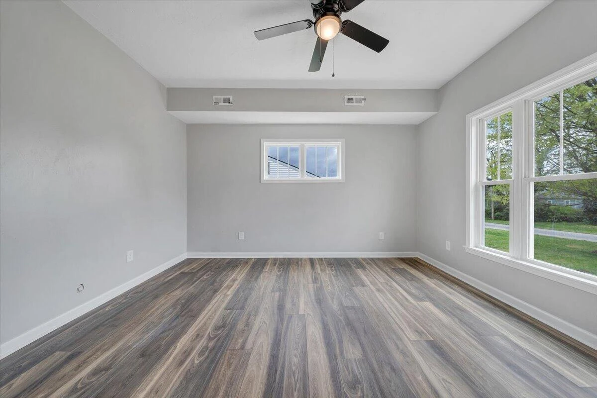 2236 Kenwood BLVD - Photo 21