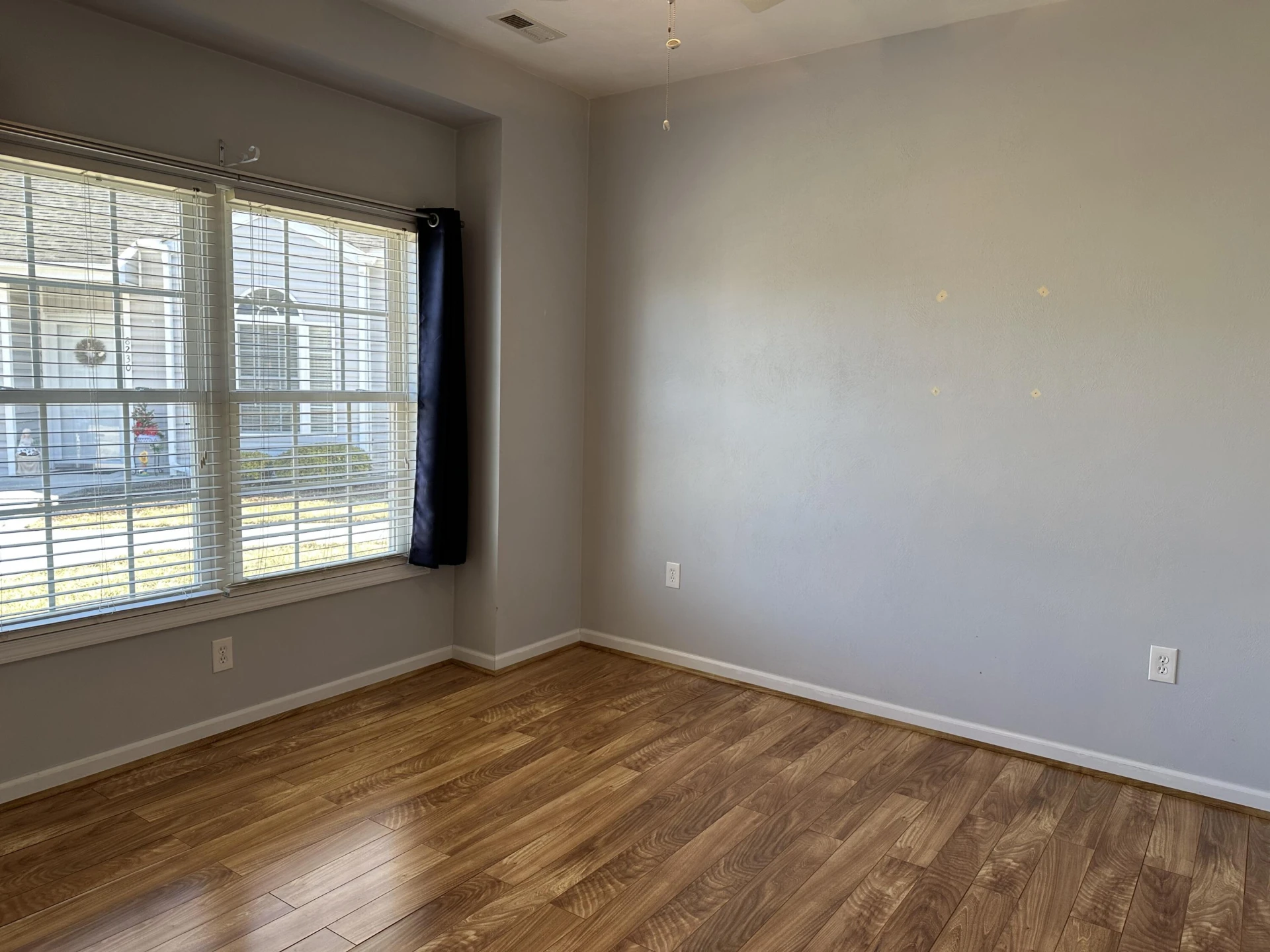 8233 Emerald Court DR - Photo 13