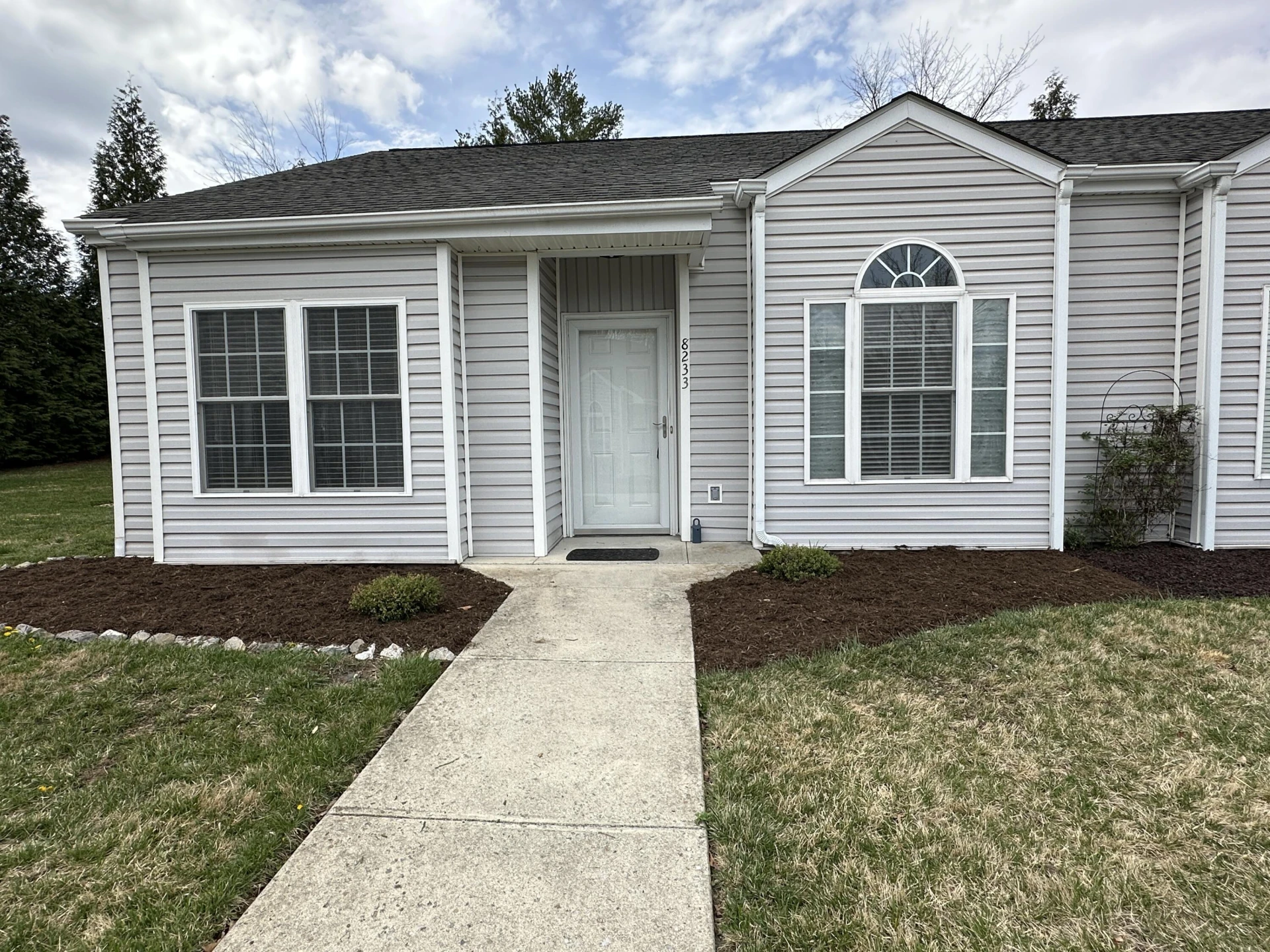 8233 Emerald Court DR - Photo 3