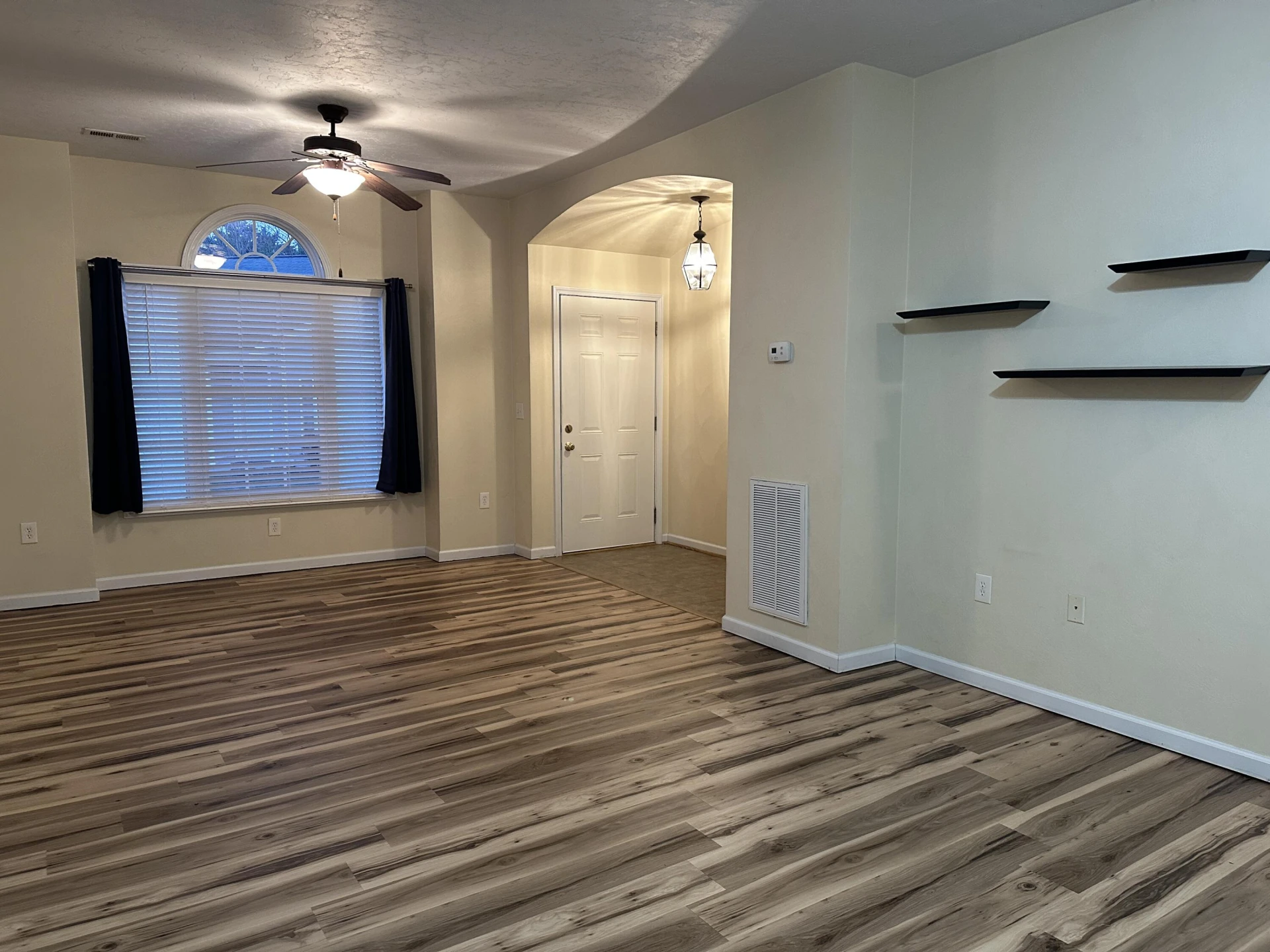 8233 Emerald Court DR - Photo 10
