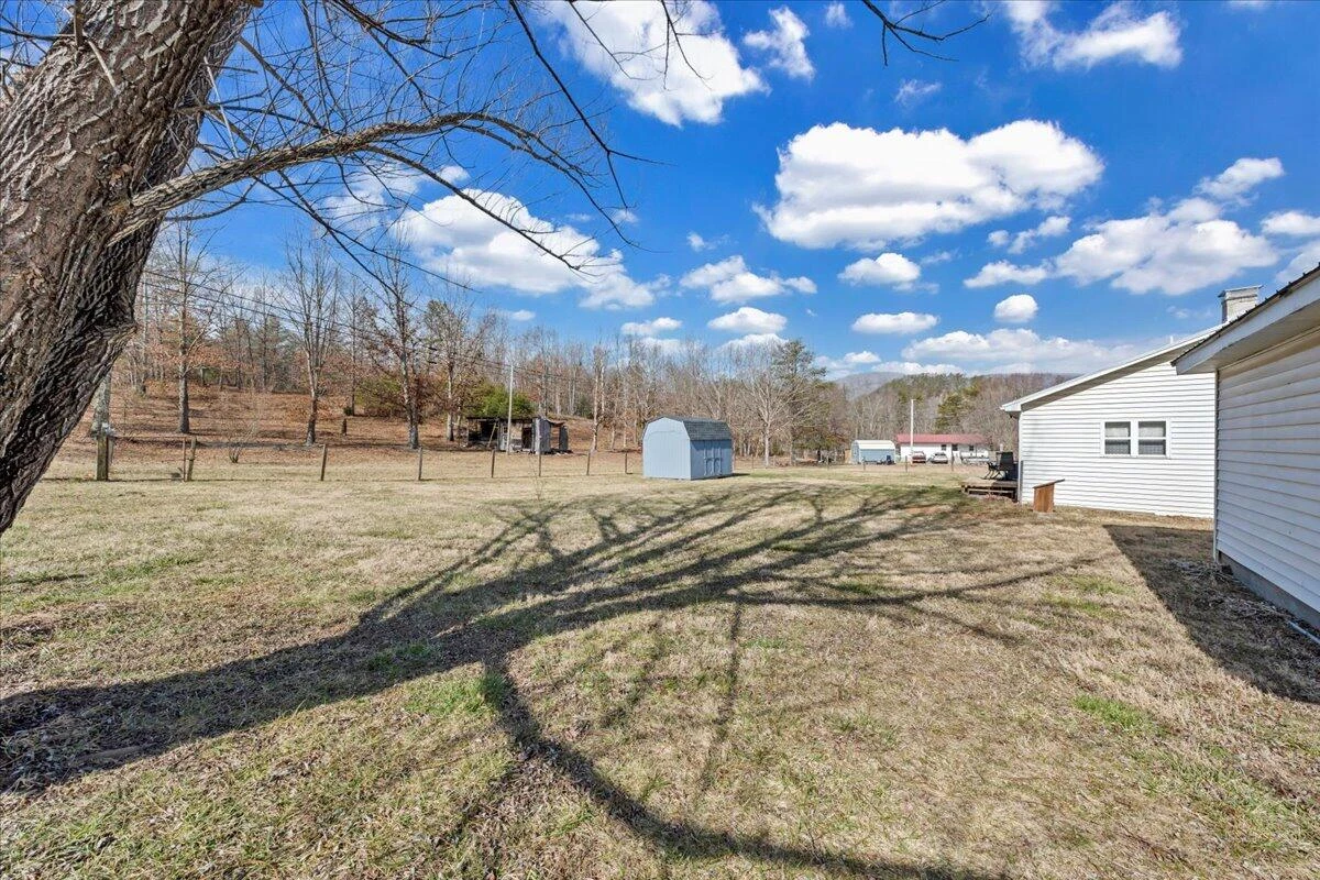 5707 Bens Run RD - Photo 27