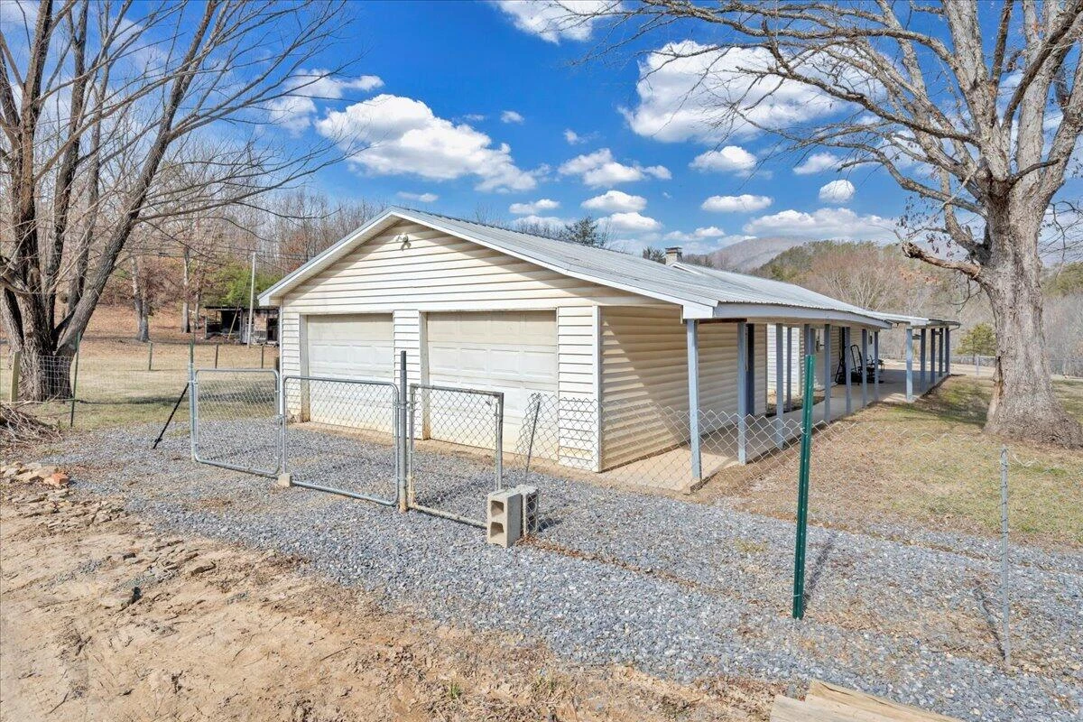 5707 Bens Run RD - Photo 29