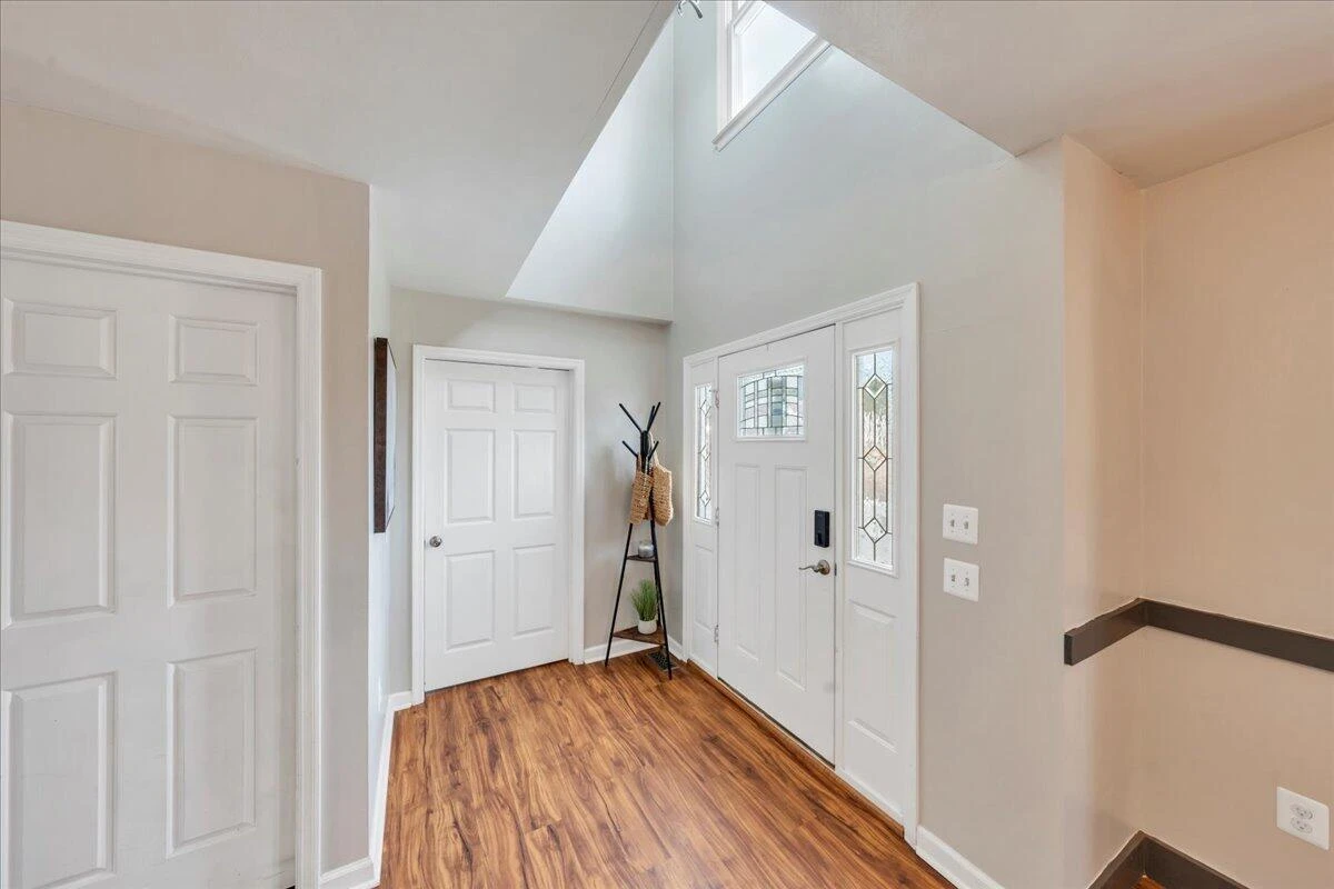 2400 Olde Salem DR - Photo 2