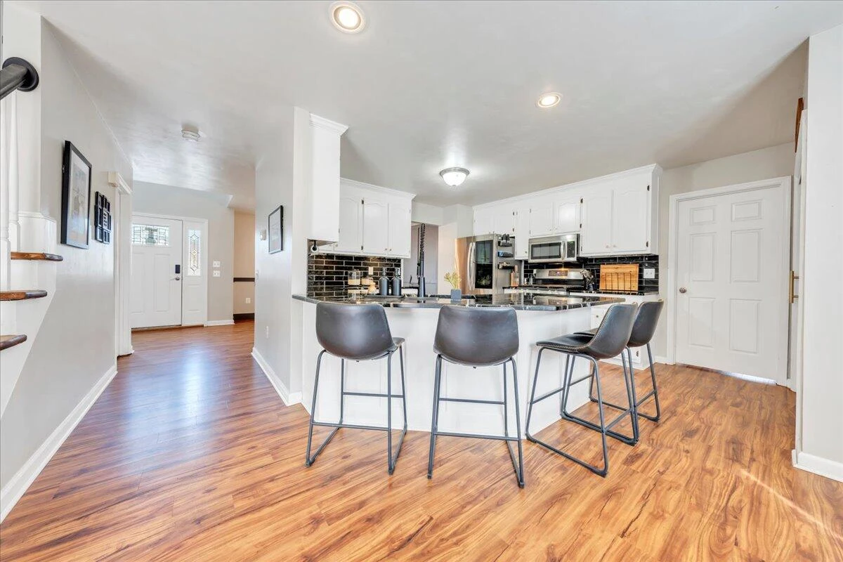 2400 Olde Salem DR - Photo 21